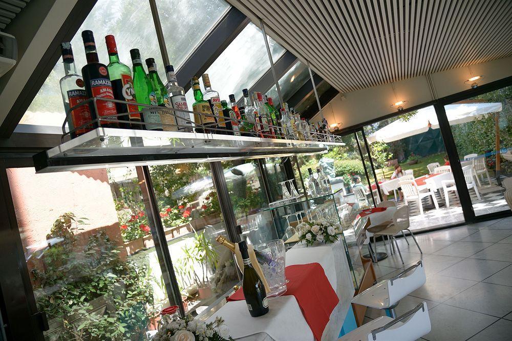 Hotel Santa Maria Chiavari Luaran gambar